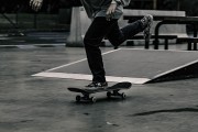 中国男子水球队亚锦赛强势晋级四强 防守反击战术收到奇效，男子水球比赛视频
